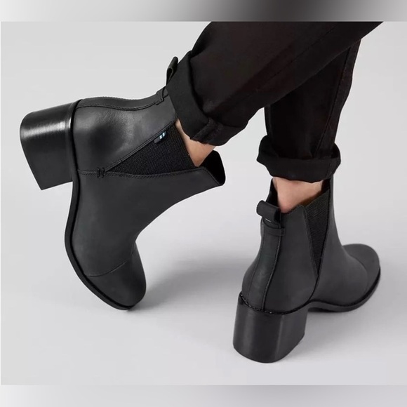 TOMS Women’s Esme Slip-On Ankle Bootie Size 11 - Picture 2 of 16